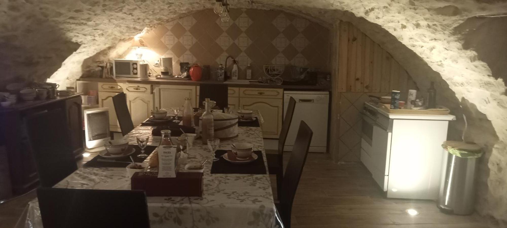 Bed and Breakfast La Dame Blanche Saint-Maurice-dʼIbie Exterior foto
