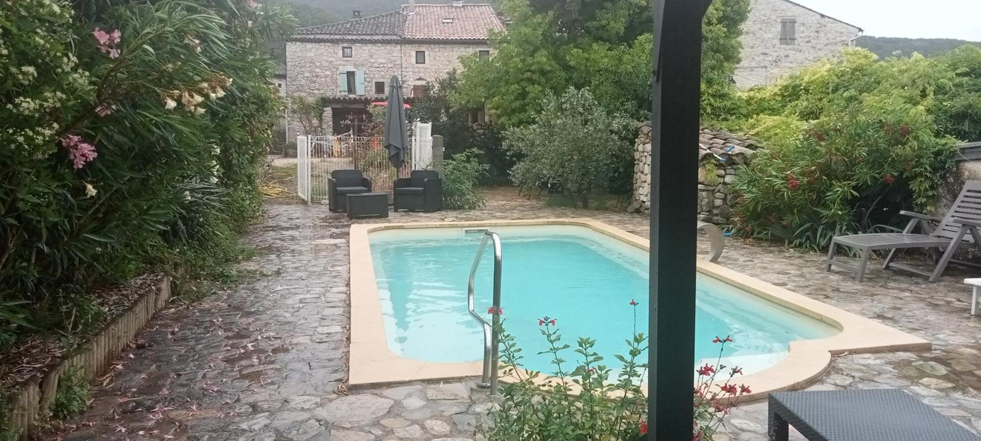 Bed and Breakfast La Dame Blanche Saint-Maurice-dʼIbie Exterior foto